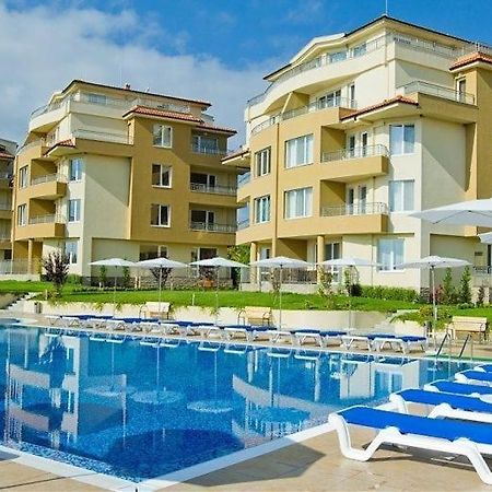 Аппартамент Pines Beach Resort Byala  Bagian luar foto