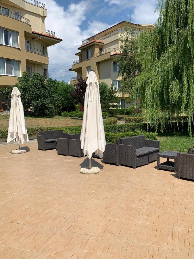 Аппартамент Pines Beach Resort Byala  Bagian luar foto
